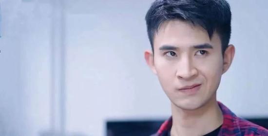 《赘婿》套路你的背后,谁在靠“爽文”赚钱?