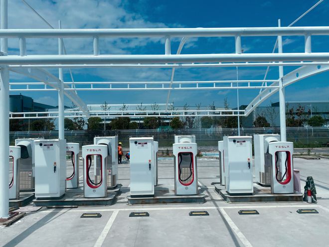 马斯克：特斯拉上海超级工厂造的车质量很高