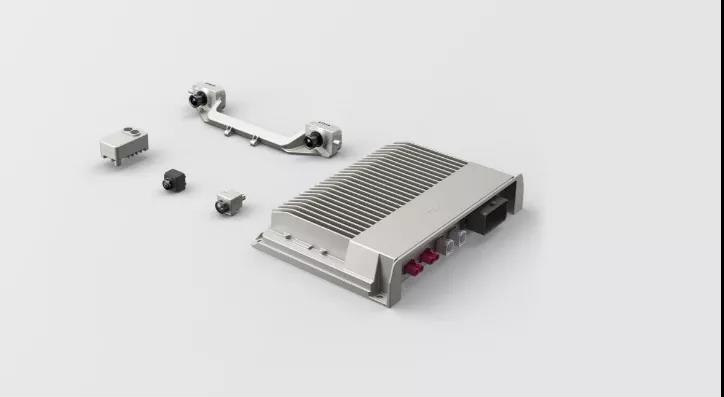 大疆杀入、华为猛攻、百度坚守，一场「不可逆」的自动驾驶三极之战