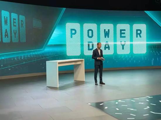 宁德时代“赌”出了一个香港首富