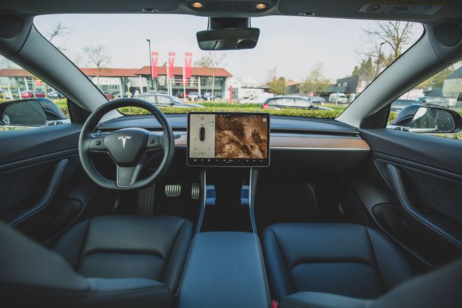 特斯拉美国再次小幅涨价,Model 3较年初贵了万元