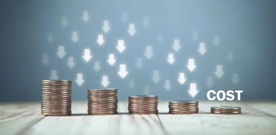 外卖骑手行驶在“危险区”,美团还能继续“缺位”吗?