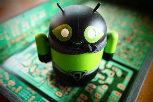 在系统安全方面,Android 8.0 做出了一些重要改变