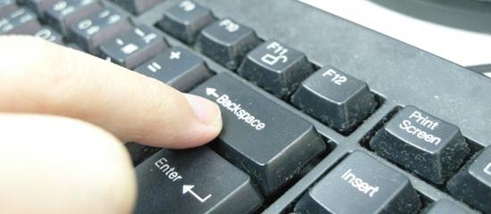 Linux 开机漏洞:连按 28 下 Backspace 可入侵系统